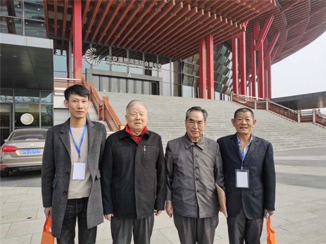 铁血铸军魂、礼赞新时代！
